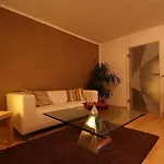 Familien Themen-appartement Freiburg In 2 Schlafzimmer Apartamento