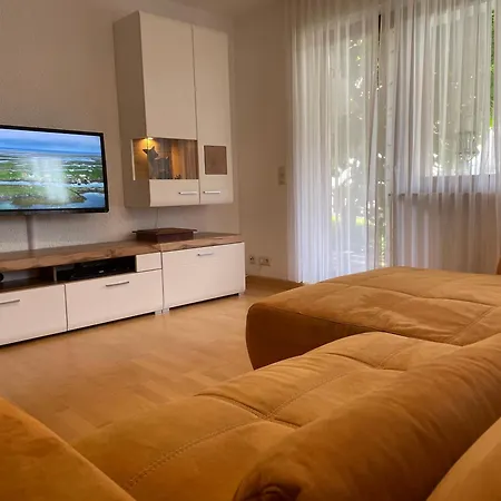 Familien Themen-appartement Freiburg In 2 Schlafzimmer Apartamento