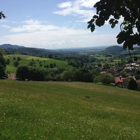 Familien Themen-appartement Freiburg In 2 Schlafzimmer *